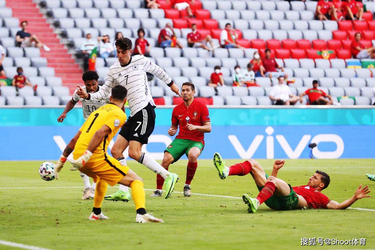 爱游戏在线-英格兰队险胜德国队，林高远扛起全队