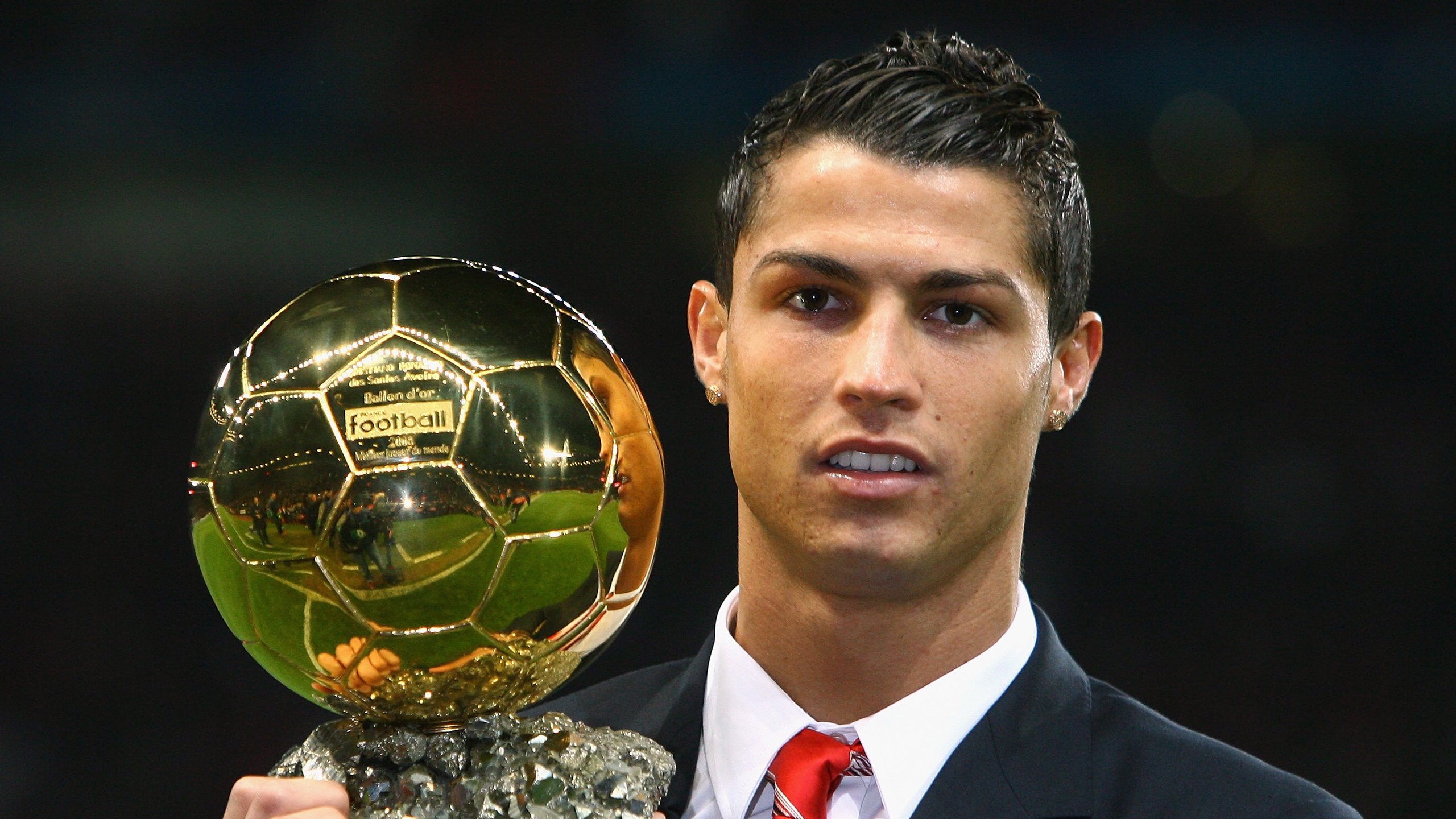 爱游戏在线-德甲争冠战之夜，格纳布里，那个在刀锋上跳舞的沉默刺客